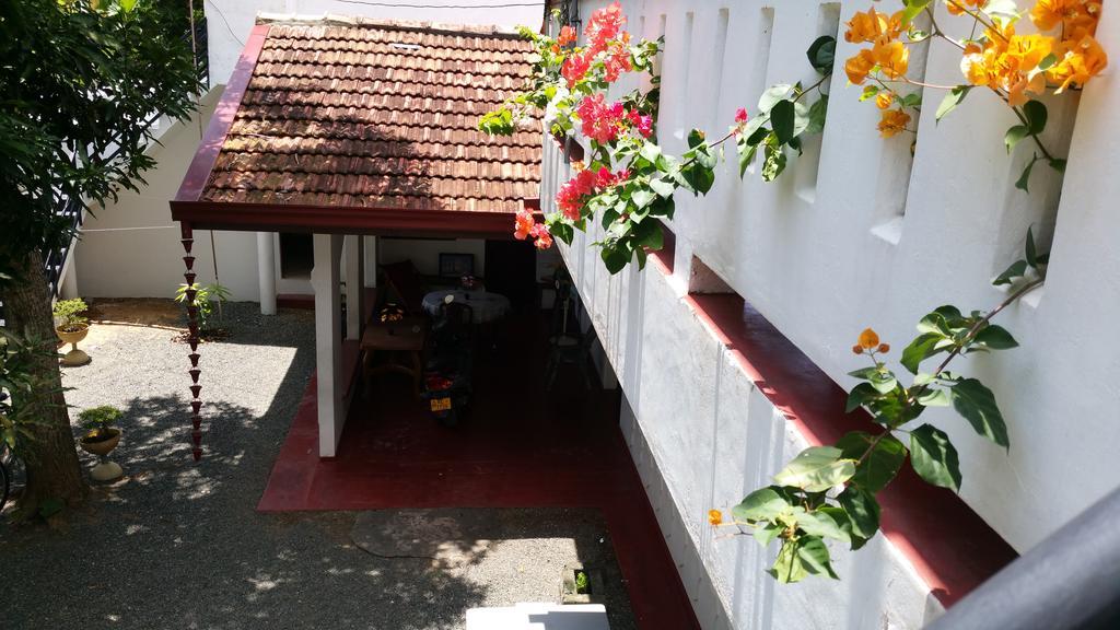 מלון מיריסה Desitha Family House מראה חיצוני תמונה