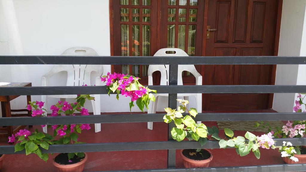 מלון מיריסה Desitha Family House מראה חיצוני תמונה